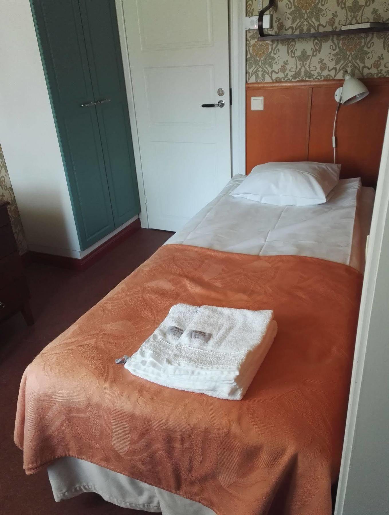 Savonlinnan Kansanopisto - Wanha Pappila Dış mekan fotoğraf